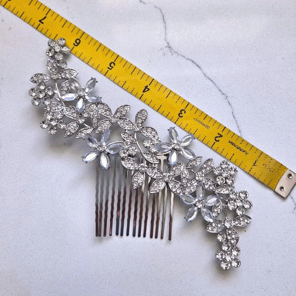 Silver Tone Floral Rhinestone Hair Comb Crystal Bridal Wedding Headpiece